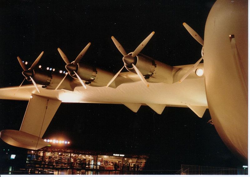 File:800px-Wing of Spruce Goose.jpg